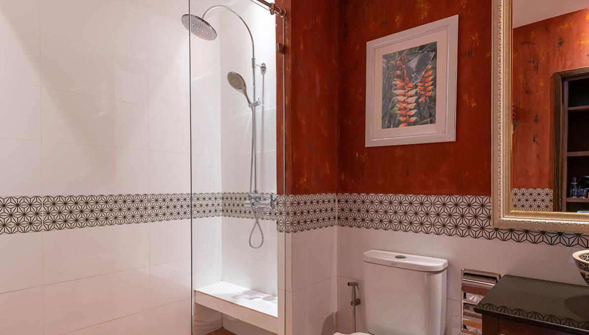 https://khokhaoandamanresort.com/images/accommodation/1/cnk_khokhao_WZB_6776.jpg