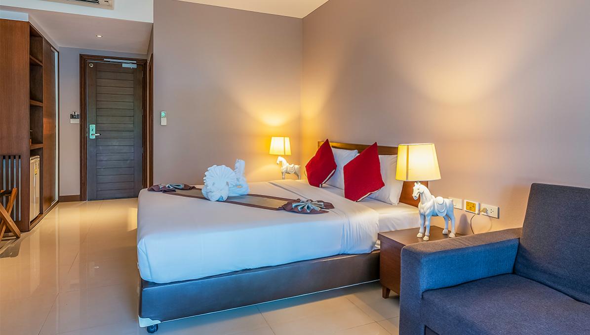 https://khokhaoandamanresort.com/images/accommodation/1/cnk_khokhao_WZB_6784.jpg