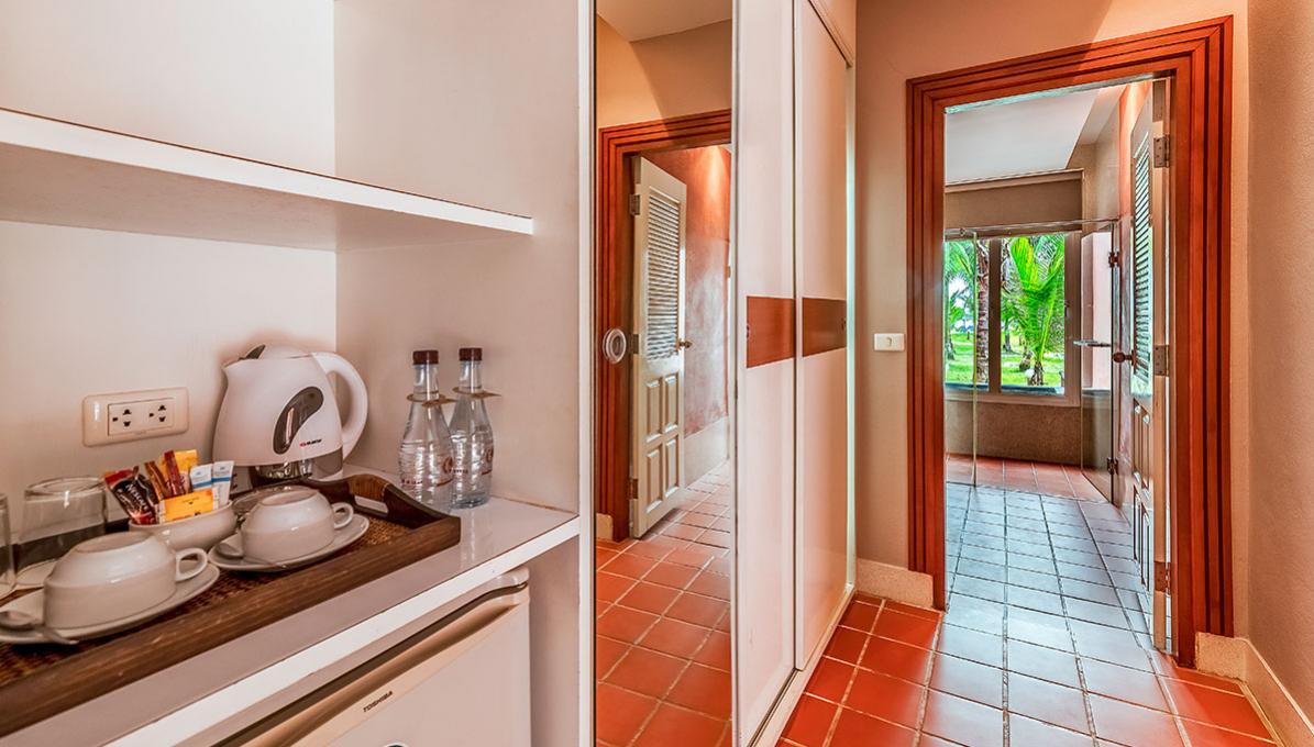 https://khokhaoandamanresort.com/images/accommodation/3/cnk_khokhao_WZB_6714.jpg