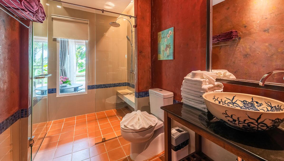 https://khokhaoandamanresort.com/images/accommodation/3/cnk_khokhao_WZB_7341.jpg