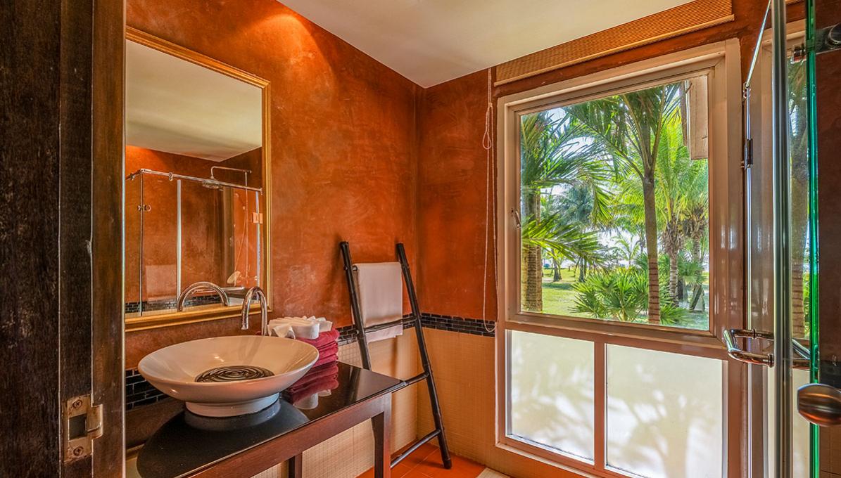 https://khokhaoandamanresort.com/images/accommodation/7/cnk_khokhao_WZB_6583.jpg
